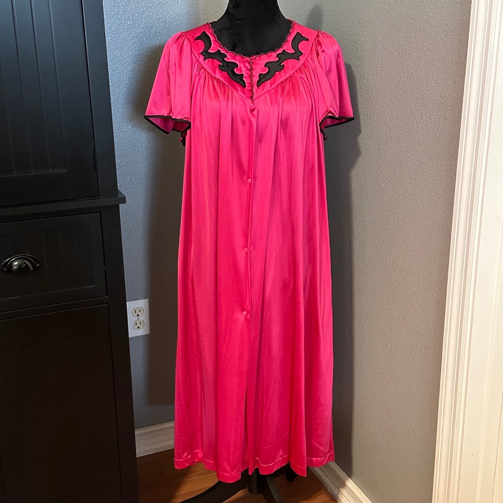 Vanity Fair Vintage Pink Button Front Nightgown L USA Made Robe Retro Glam